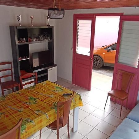 Maison Exurville Le Robert Esterno foto